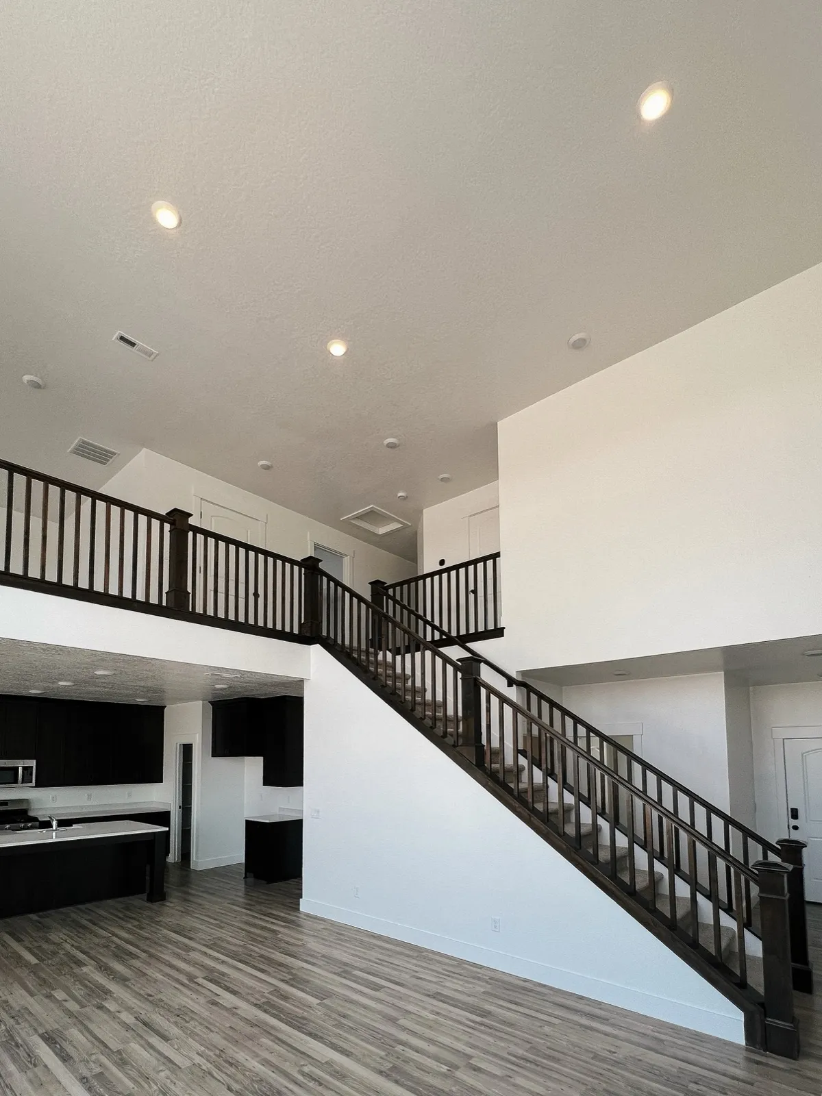 Interior painting project by US Painting in Weber County, Utah, photo 13 of 13