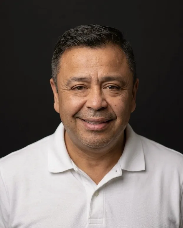 Memo Acedo, owner of US Painting